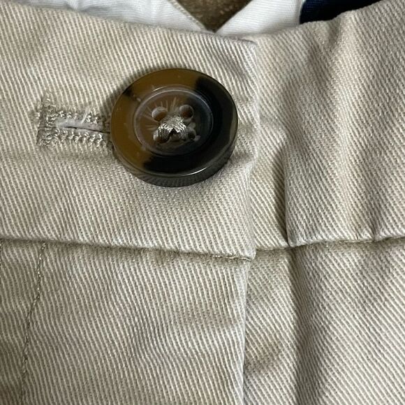 Boden Women’s Khaki Shorts with Multiple Pockets (Size: 2) - Picture 5 of 9